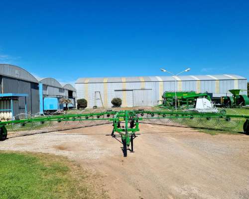 Rastrillo Estelar en “V” Agroar RV 1625