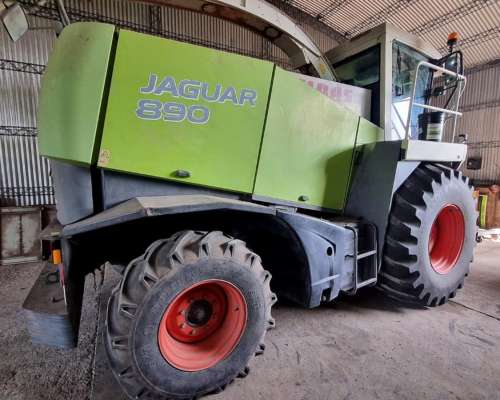 Picadora Class Jaguar 890 - 2006