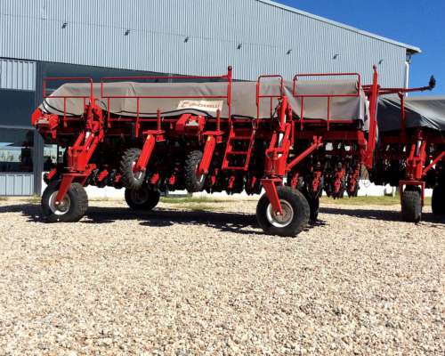 Sembradora Crucianelli Pionera de 33 a 21