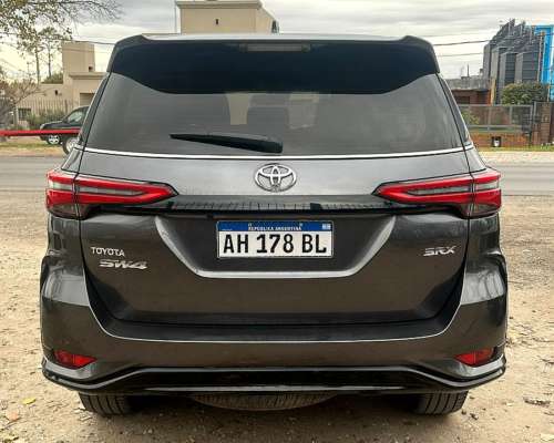 Toyota SW4 SRX Automatica