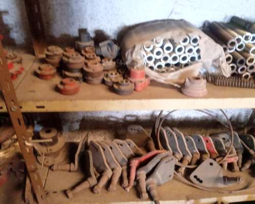 Lote Repuestos Sembradora Migra- Reja y Vertedera de Arado