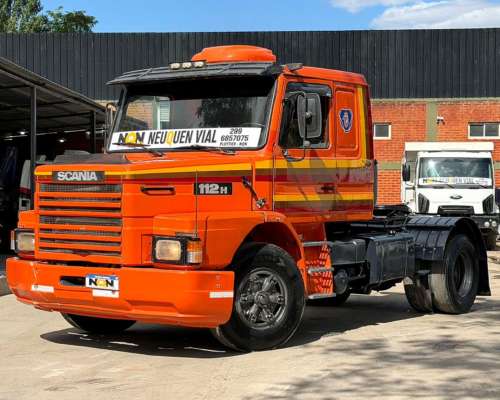 Scania 112 Tractor con Equipo Hidráulico Nqnmaq