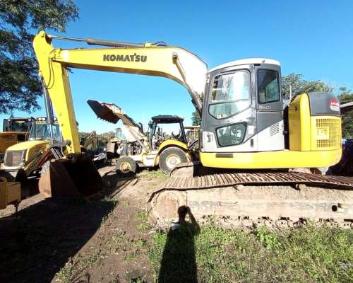 Excavadora Komatsu PC 228