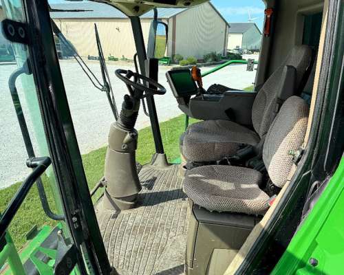 John Deere S680 (doble Tracción)