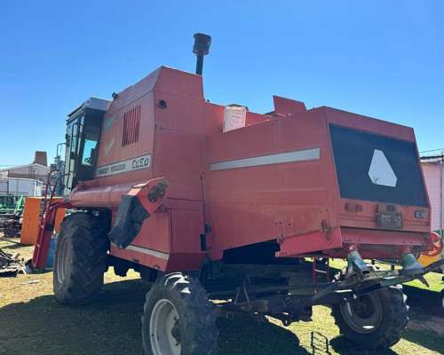 Cosechadora Massey Ferguson 5650