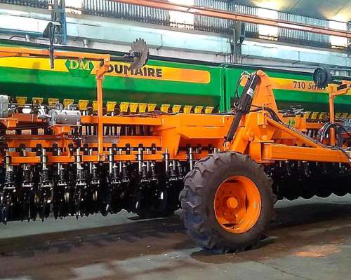 Semabradora Dumaire 710/910 Grano Fino/soja Chorrillo