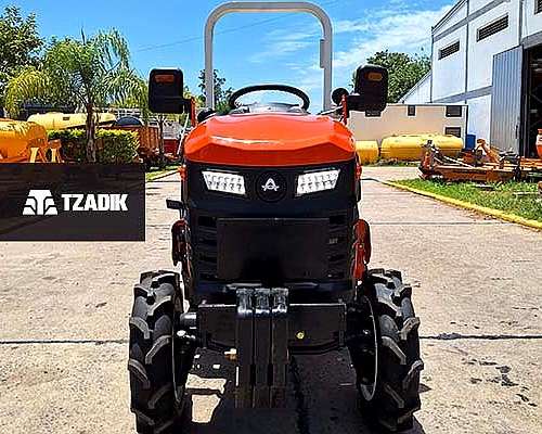 Nuevo Tractor Hanomag KA304