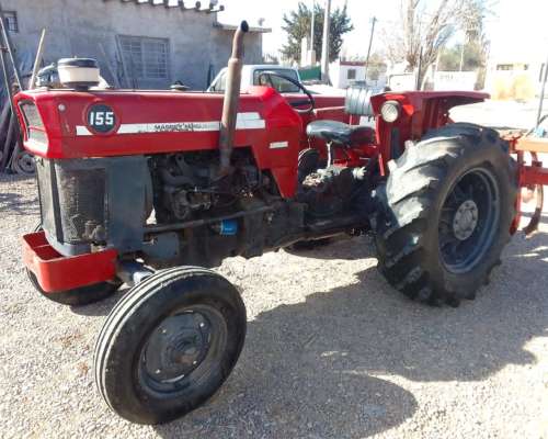 Massey Ferguson 155 .