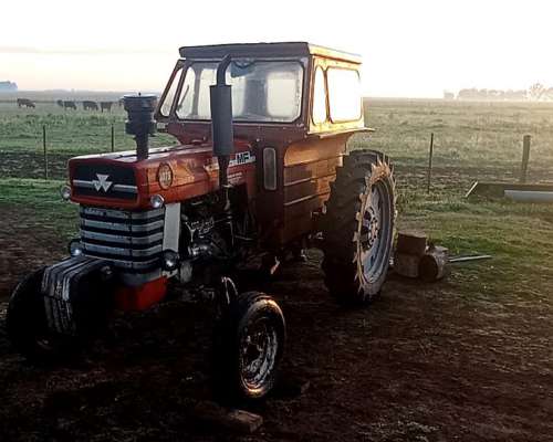 Tractor Massey Ferguson 1075