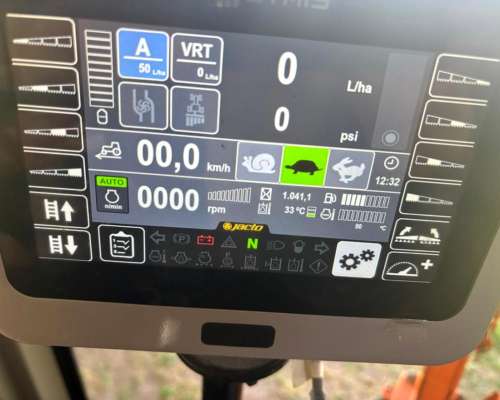 Jacto Uniport 2530. año 2024.