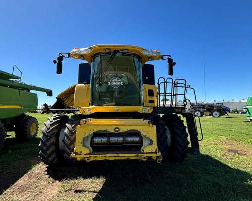 Cosechadora New Holland CR 9080. Mod 2014