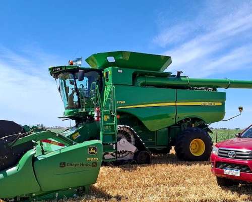 Cosechadora John Deere S790 - Impecable