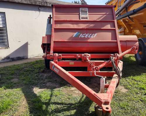 Carro Forrajero Hidraulico Micelli en muy Buen Estado