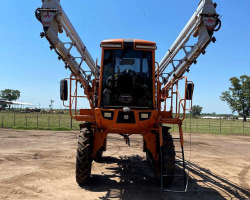 Pulverizadora Jacto 2500- 32m Botalum - T Variable - Piloto