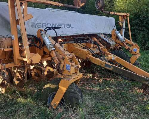 Sembradora Agrometal MX2321 Impecable