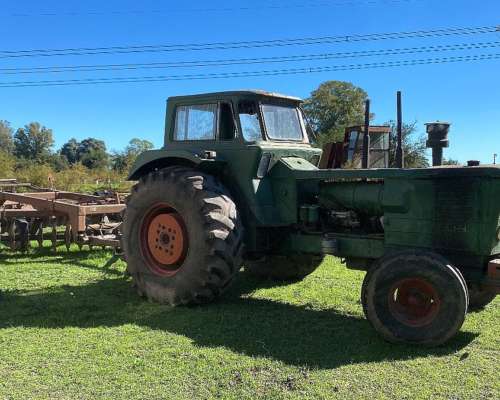 Tractor Deutz 144 con Rastra Excéntrica