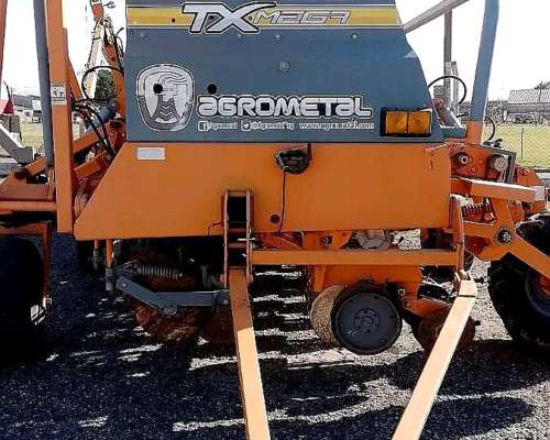 Agrometal TX Mega 22 a 52. Neumatica. Fert Simple. Monitor.