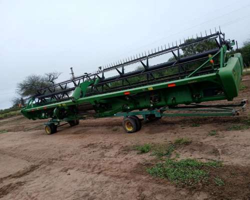 John Deere 9870 con Draper de 40 Píes