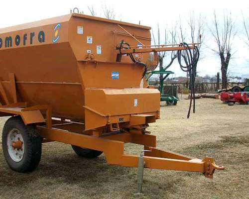 Mixer Horizontal Comofra SF 3000 6 M3 Disponible 12 Cuotas