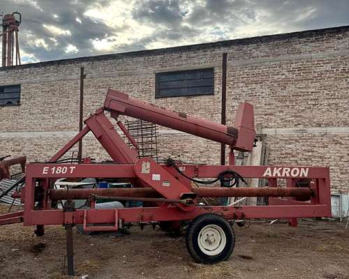 Extractor / Cargador de Grano Akron E180 T