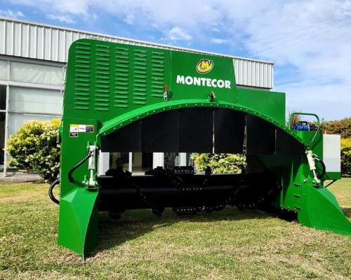 Volteadora de Compost Autopropulsada