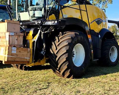 Picadora New Holland FR 650 Linea Nueva