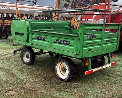 Acoplado Playo con Tanque 1000lts de Combustible MF