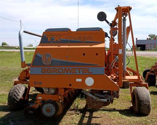 Agrometal TXN Mega 16-52 2011 Neumática