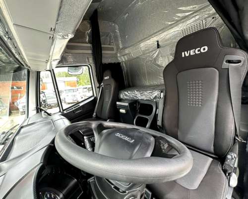Iveco HI ROAD360 2025 con Eje Neumatico 6X2 sin Rodar Nqnmaq