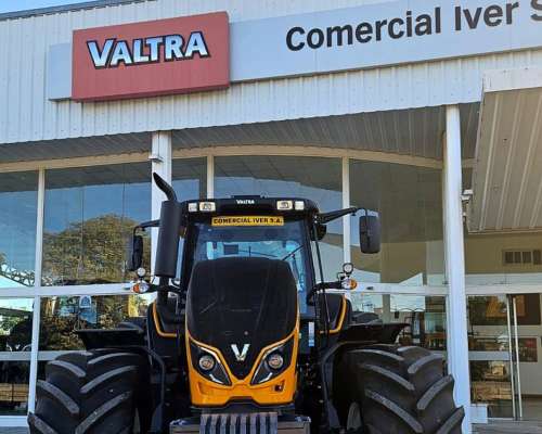 Valtra BH 194 HI Tech Semipowershift con Piloto - Disponible