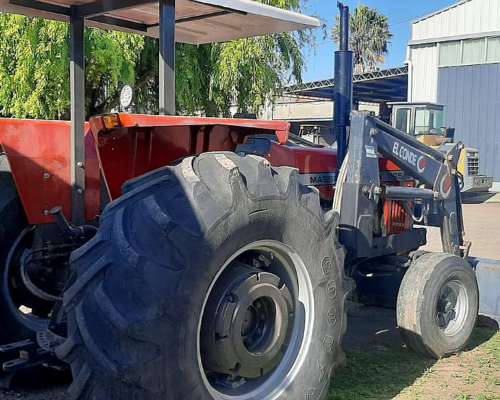 Tractor Massey Ferguson 1195 con Pala Cargadora