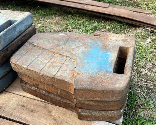 Contrapesos para Tractor Massey Ferguson.