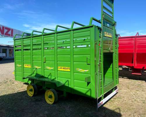 Acoplado Jaula para Hacienda 4x2mts - Disponible