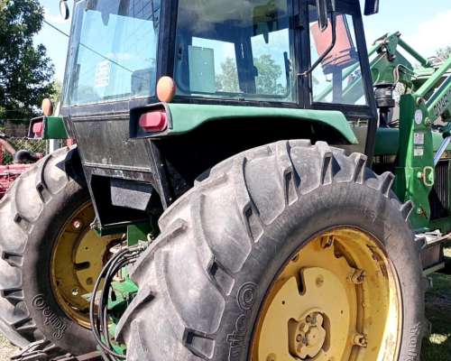 Tractor John Deere 3550