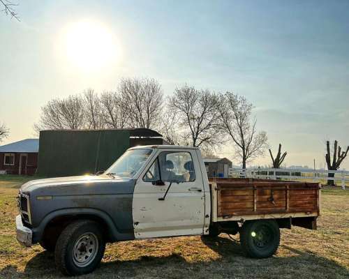 Vendo Ford F100 86