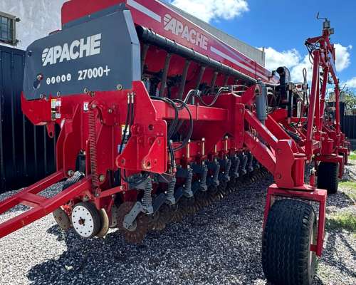 Sembradora Apache 27000 Neumatica