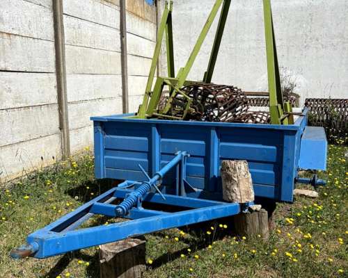 Acoplado Playo Plegados San Justo de 2 X 4 Mts y 4 Toneladas