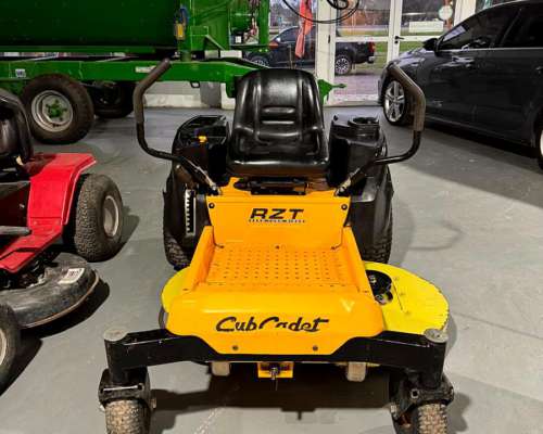 Cespero Corta Cesped Giro Cero CUB Cadet RZT Usado