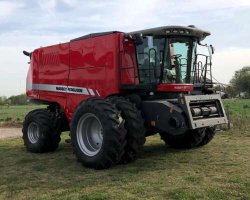 Cosechadora MF 9795 410 CV Draper 40 Pies.