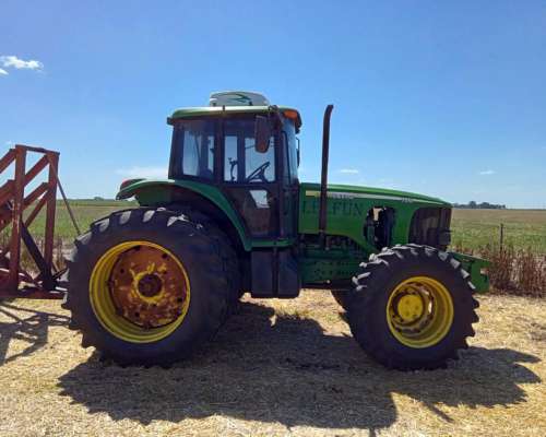 John Deere 7515 año 2006. M 400 Hs Rep. CAB Nac.