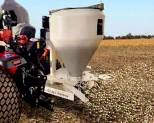 Esparcidora / Sembradora al Voleo Control de Bicho Bolita