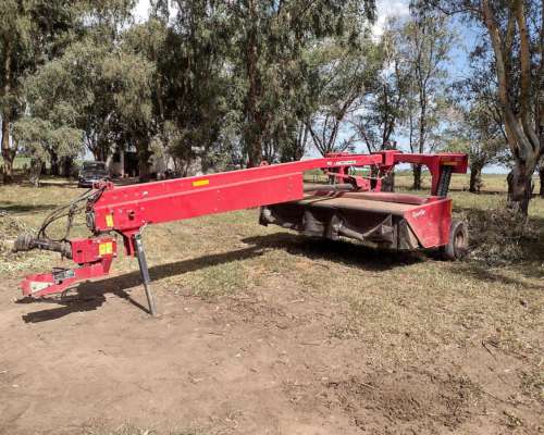 Massey Ferguson 1366, Americana