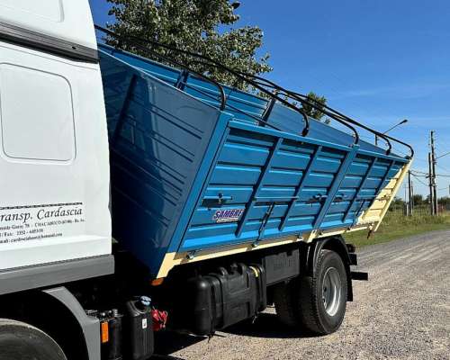 Carrocerias Vuelcos Bilateal-trivuelcos-traseros. Sambre