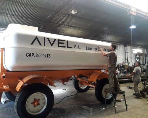 Regador de Arrastre de 6000 8000 y 10000 Litros