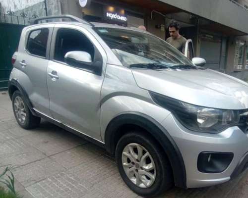 Fiat Mobi WAY 1.0 2017nafta $ 12.399.000 214.000km