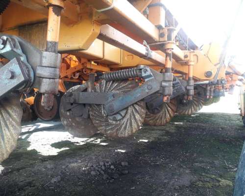 Sembradora de Grano Grueso Agrometal Mecánica de 14 a 70 cm