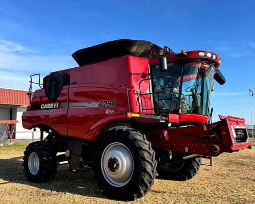 Cosechadora Case IH 7230 año 2018 con 1.900 Hs