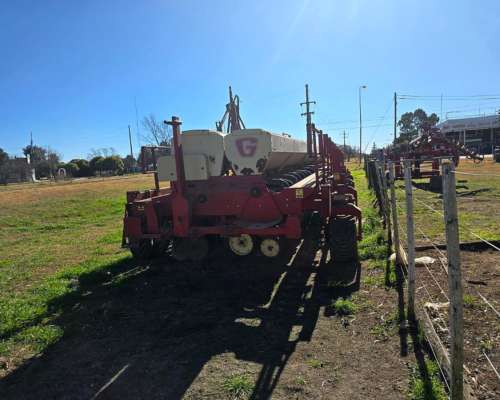 Sembradora Giorgi Precisa 8000