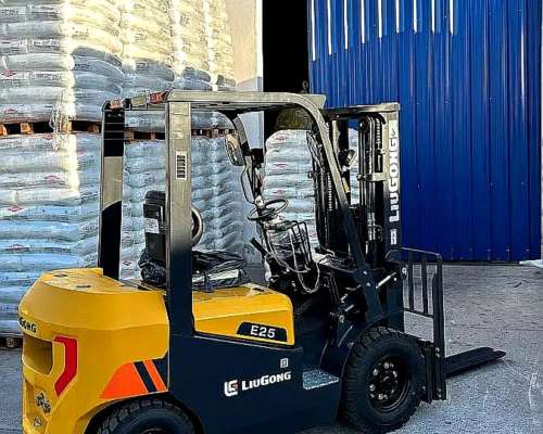 Autoelevador Liugong 2.5tn Desplazador Promoción