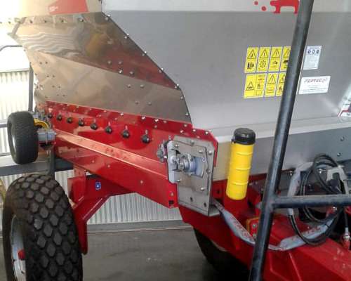 Fertilizadora Fertec 5000 Serie 6
